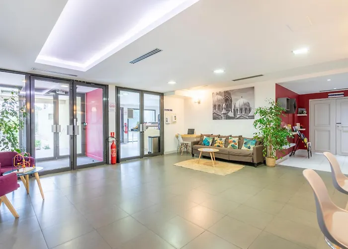 Comfort Aparthotel Zenitude Marseille Prado